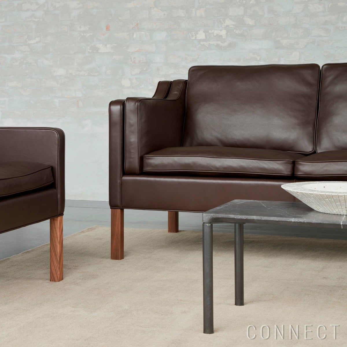 FREDERICIA（フレデリシア） / Mogensen 2213 Sofa（モーエンセンソファ） / Model 2213 / ウォルナット材・オイル仕上げ / Organic 906