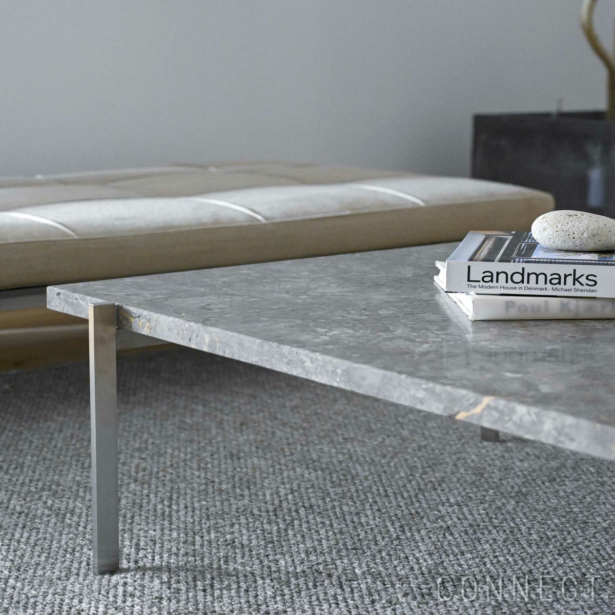 FRITZ HANSEN（フリッツ・ハンセン） / PK61 / 大理石（マットポリッシュ：グレーブラウン） / サテン仕上げステンレススチール / コーヒーテーブル / 80×80cm