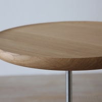 FREDERICIA（フレデリシア） / Pal Side Table（パルサイドテーブル） / Model 6751 / オーク材・ライトオイル仕上げ / ステンレスベース / Φ37.5
