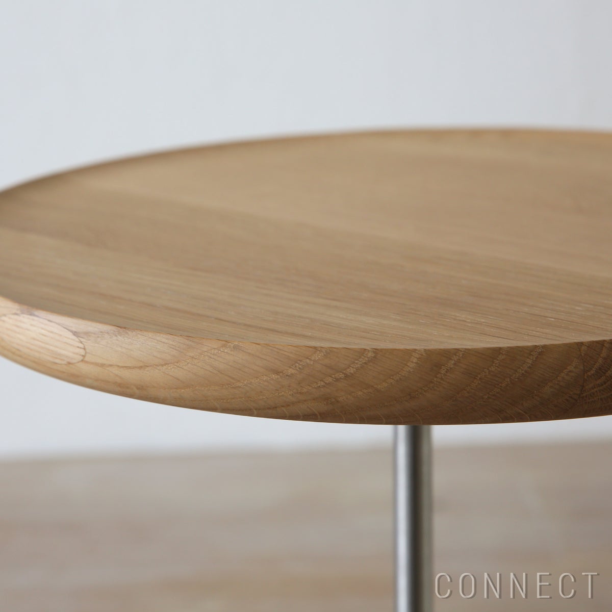 FREDERICIA（フレデリシア） / Pal Side Table（パルサイドテーブル） / Model 6751 / オーク材・ライトオイル仕上げ / ステンレスベース / Φ37.5