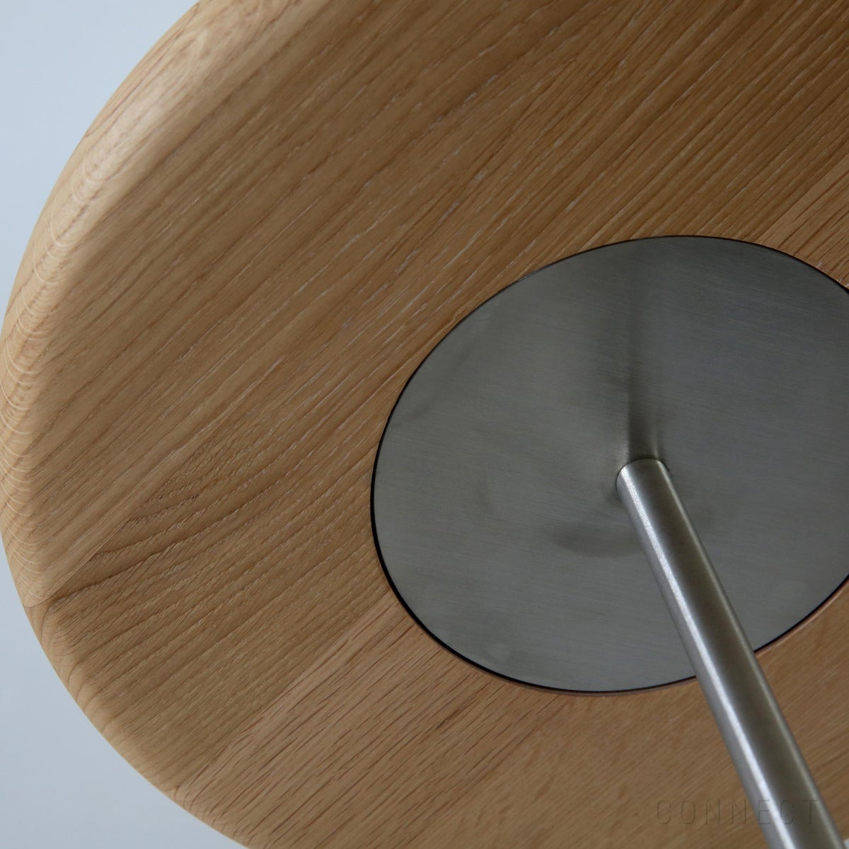 FREDERICIA（フレデリシア） / Pal Side Table（パルサイドテーブル） / Model 6751 / オーク材・ライトオイル仕上げ / ステンレスベース / Φ37.5