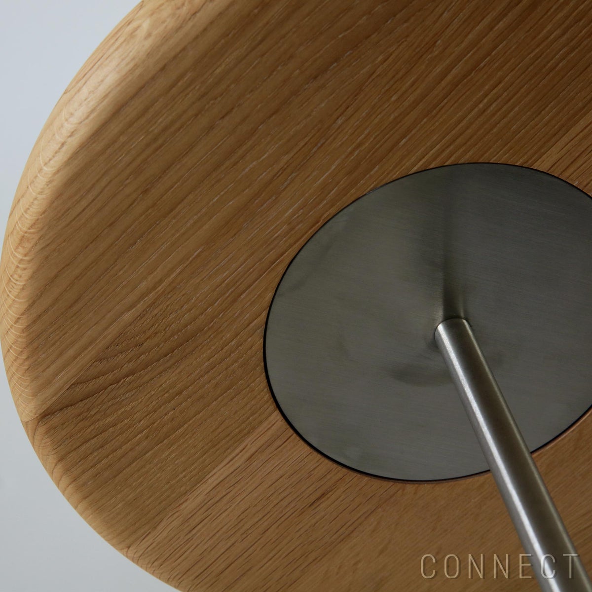 FREDERICIA（フレデリシア） / Pal Side Table（パルサイドテーブル） / Model 6751 / オーク材・ライトオイル仕上げ / ステンレスベース / Φ37.5