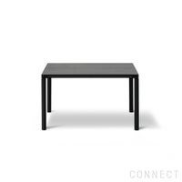 FREDERICIA（フレデリシア） / Piloti Wood Coffee Table（ピロッティウッドコーヒーテーブル） / Model 6725 / オーク材・ラッカー仕上げ / ブラック塗装 / 63×63