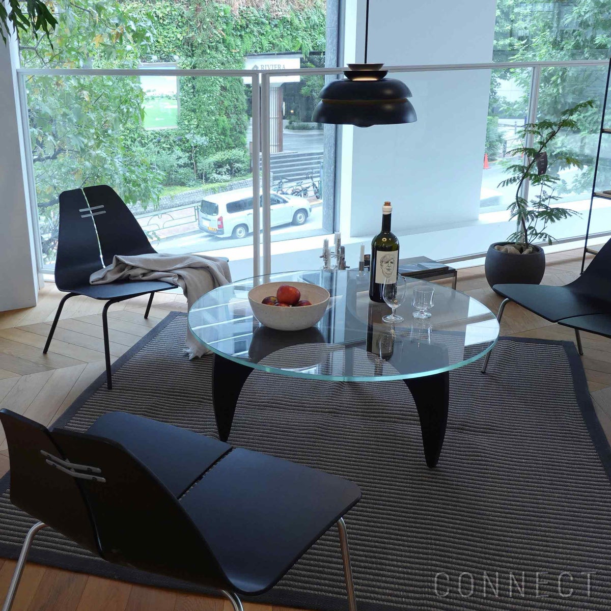 FRITZ HANSEN（フリッツ・ハンセン） / PK60（ピーケー60 ） / ブラックカラードアッシュ / コーヒーテーブル / ガラス天板 / Φ105cm