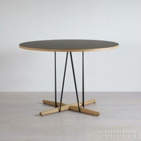 CARL HANSEN & SON （カール・ハンセン＆サン） E020 / EMBRACE TABLE / オーク材・ソープ仕上げ・ブラックラミネート・ブラック脚 / φ110cm / ダイニングテーブル