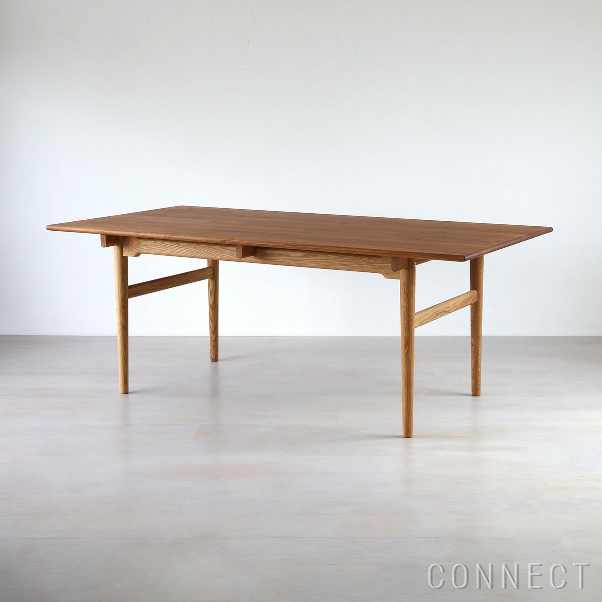 CARL HANSEN & SON （カール・ハンセン＆サン） / CH327 ダイニングテーブル / チーク材・オーク材・オイル仕上げ / 190×95cm