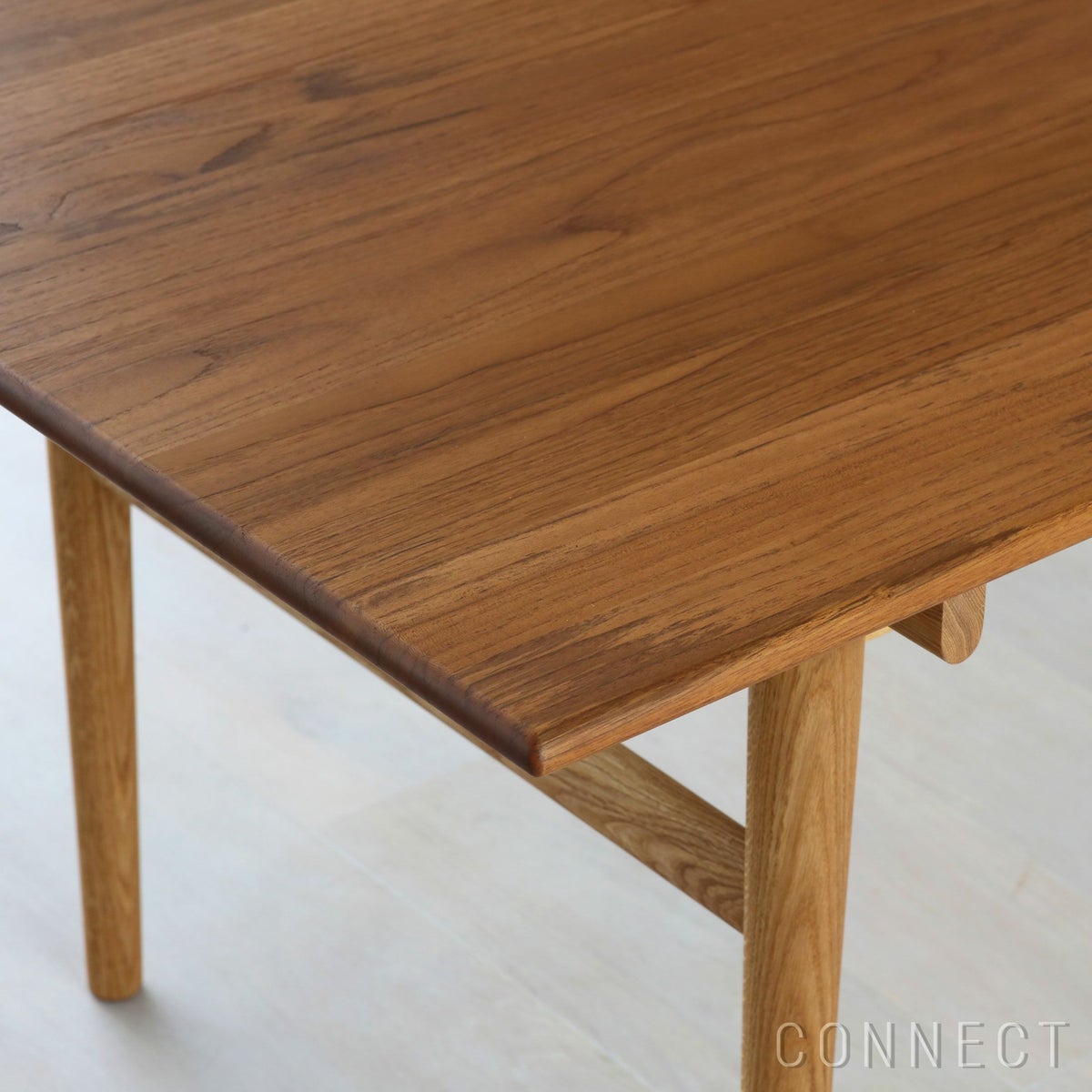 CARL HANSEN & SON （カール・ハンセン＆サン） / CH327 ダイニングテーブル / チーク材・オーク材・オイル仕上げ / 190×95cm