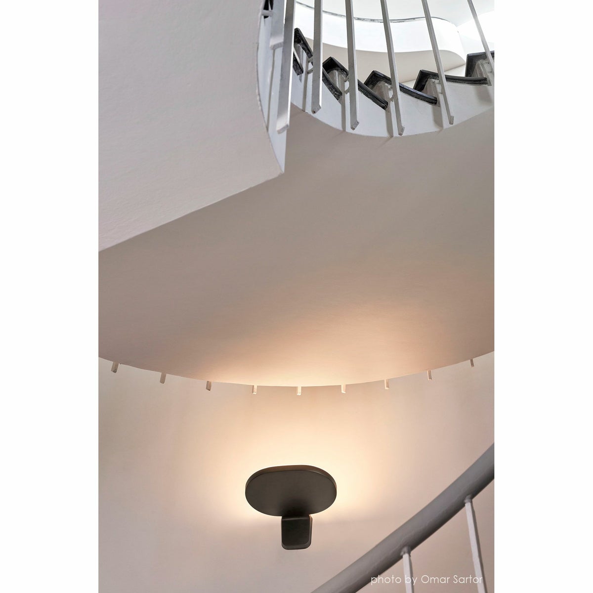  FLOS（フロス） / OPLIGHT W1（オプライト W1） / 全2色 / ウォールランプ