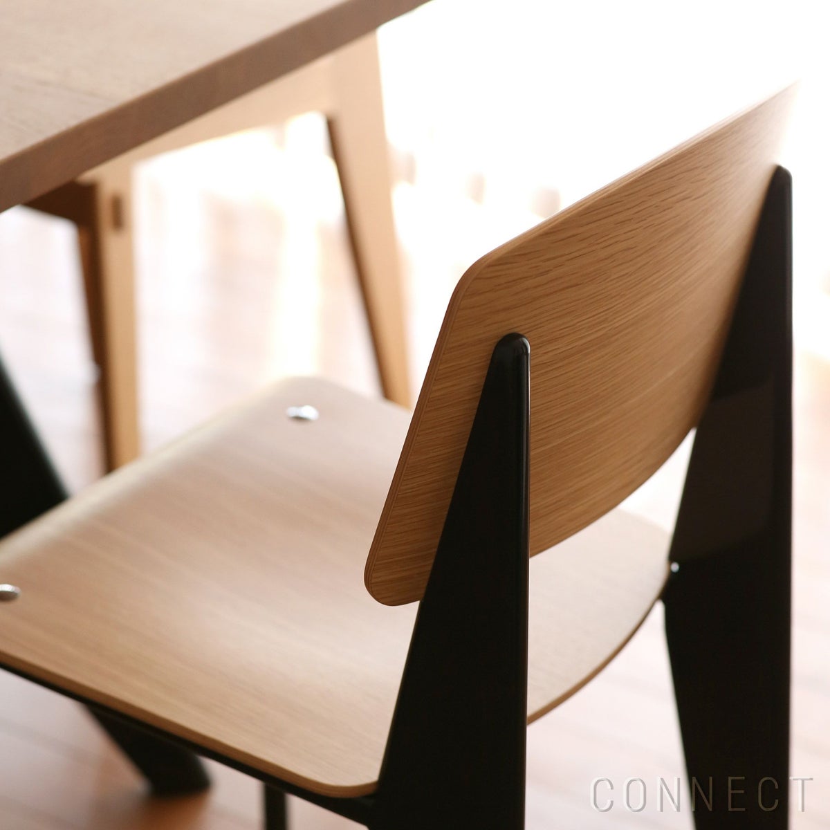 Vitra（ヴィトラ） / Standard（スタンダード） / チェア / ナチュラルオーク / ディープブラック