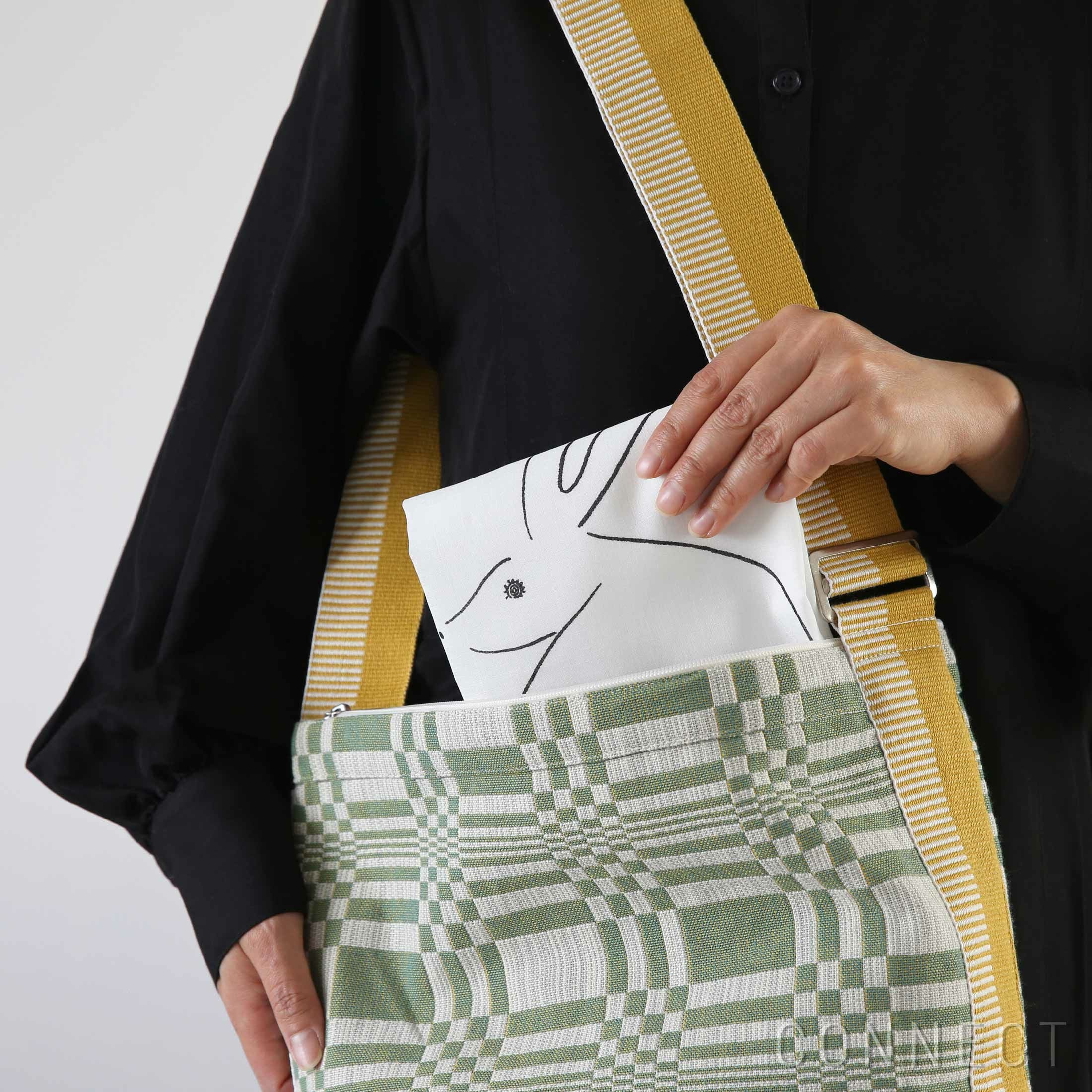 販売終了］【数量限定】山口一郎描きおろし / 卯（うさぎ）ハンカチ