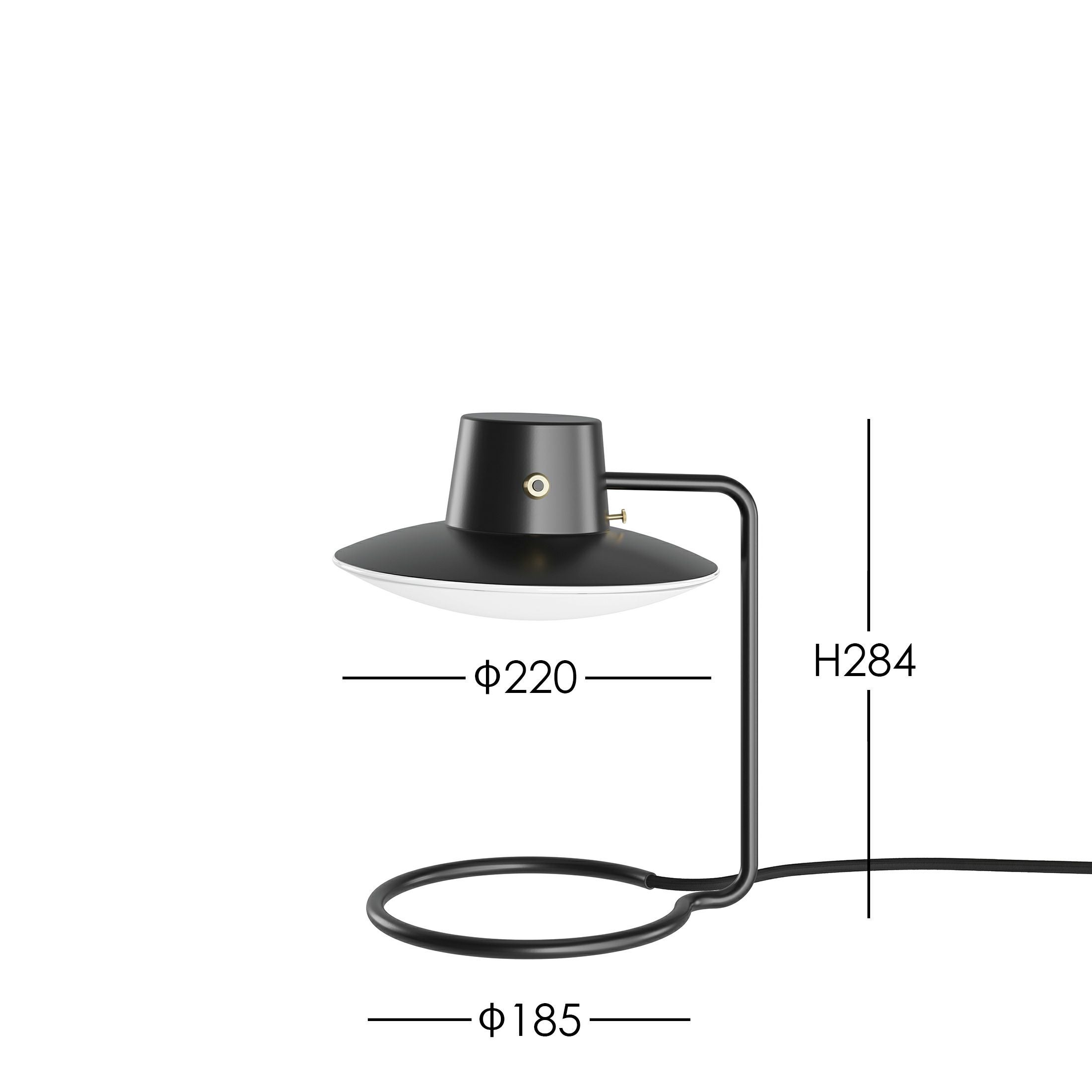 Louis Poulsen（ルイスポールセン） / AJ Oxford Table Lamp