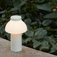 HAY（ヘイ） / PC PORTABLE（PCポータブル） / リサイクル仕様 / クリームホワイト / テーブルランプ