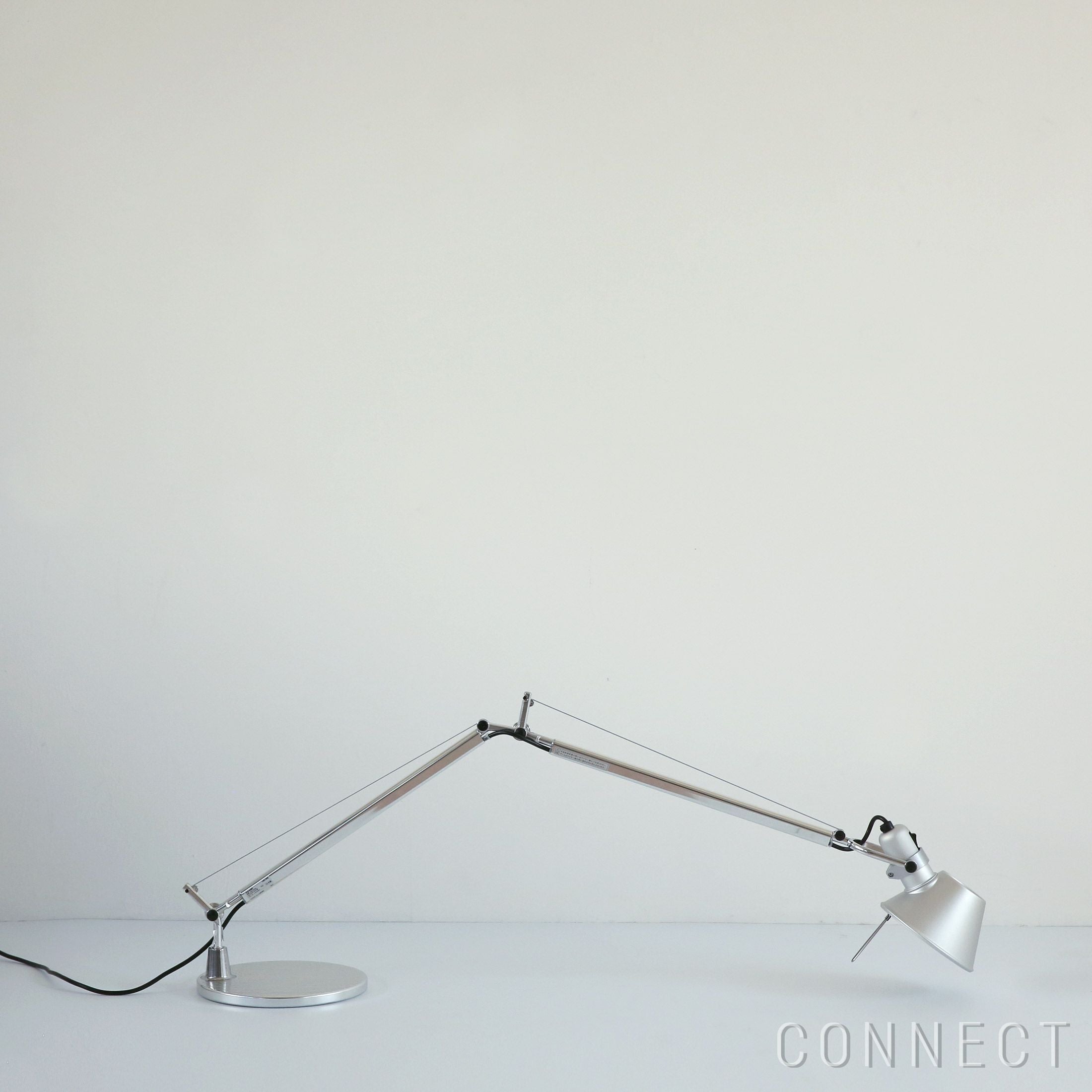 決算キャンペーンpt10倍】Artemide（アルテミデ） / Tolomeo Table