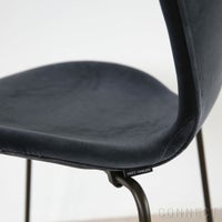 FRITZ HANSEN（フリッツ・ハンセン） / SERIES 7（セブンチェア） / BELFAST（ベルファスト）/ VELVET（ベルベット） / フルパディング / ブラウンブロンズ脚