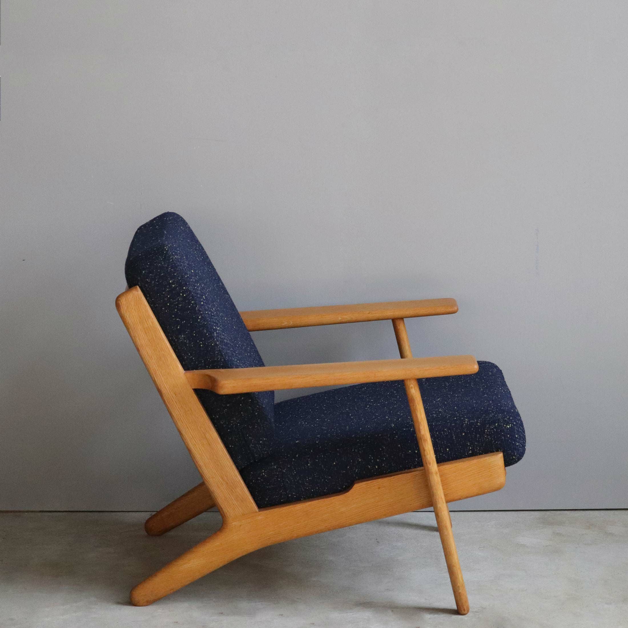 Hans J. Wegner（ハンス J. ウェグナー） / GE290イージーチェア