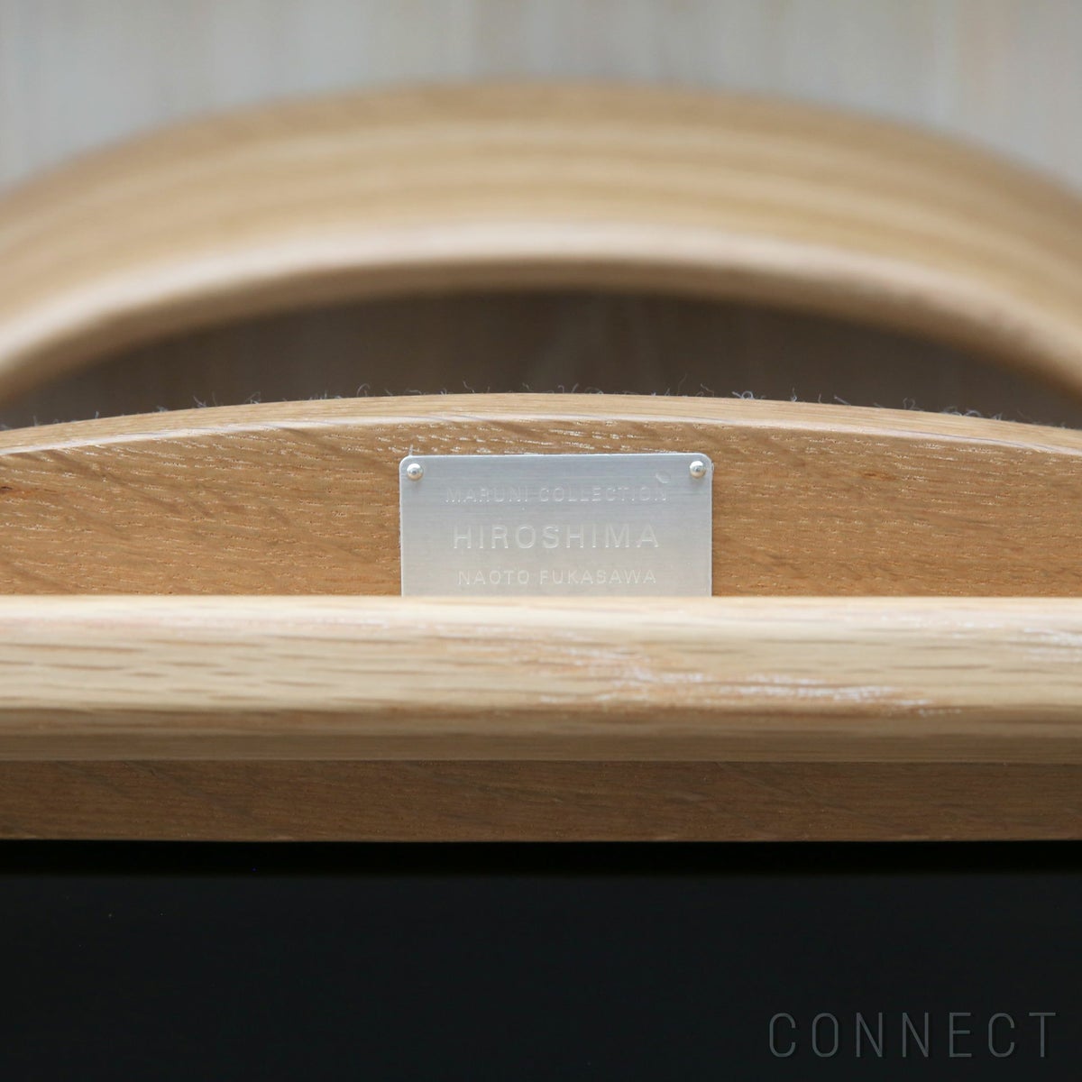 MARUNI COLLECTION（マルニコレクション） / HIROSHIMA（ヒロシマ） / アームチェア（張座）/ オーク材 / ウレタン樹脂塗装（ナチュラルクリア） / M-02 Remix#3E02 ウォームグレー136