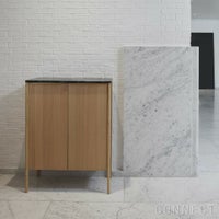 SKAGERAK（スカゲラック） / Jut High Cabinet（ジュト ハイ キャビネット） / 大理石・ブラック / 真鍮 / オーク材・オイル仕上げ / 収納
