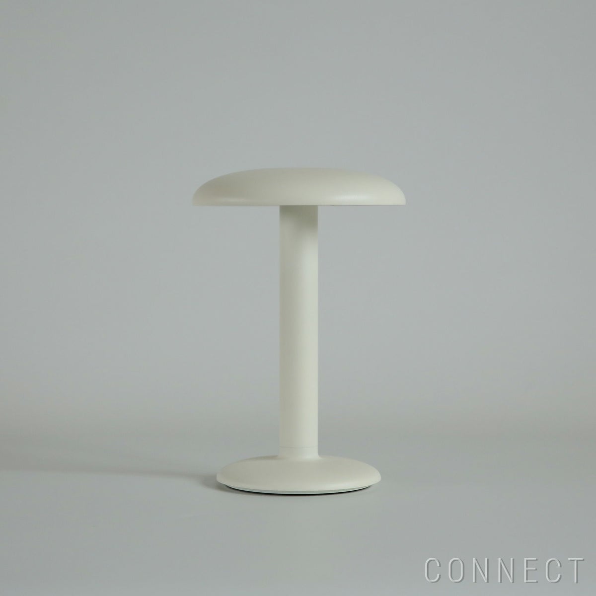 FLOS（フロス） / GUSTAVE（グスタヴ） / マットカラー / 全2色 / テーブルランプ