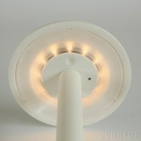 FLOS（フロス） / GUSTAVE（グスタヴ） / マットカラー / 全2色 / テーブルランプ