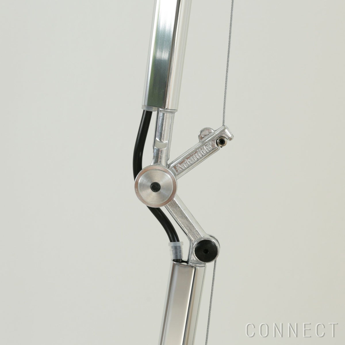 Artemide（アルテミデ） / Tolomeo Midi Table（トロメオ ミディ テーブル）LED / スタンドライト