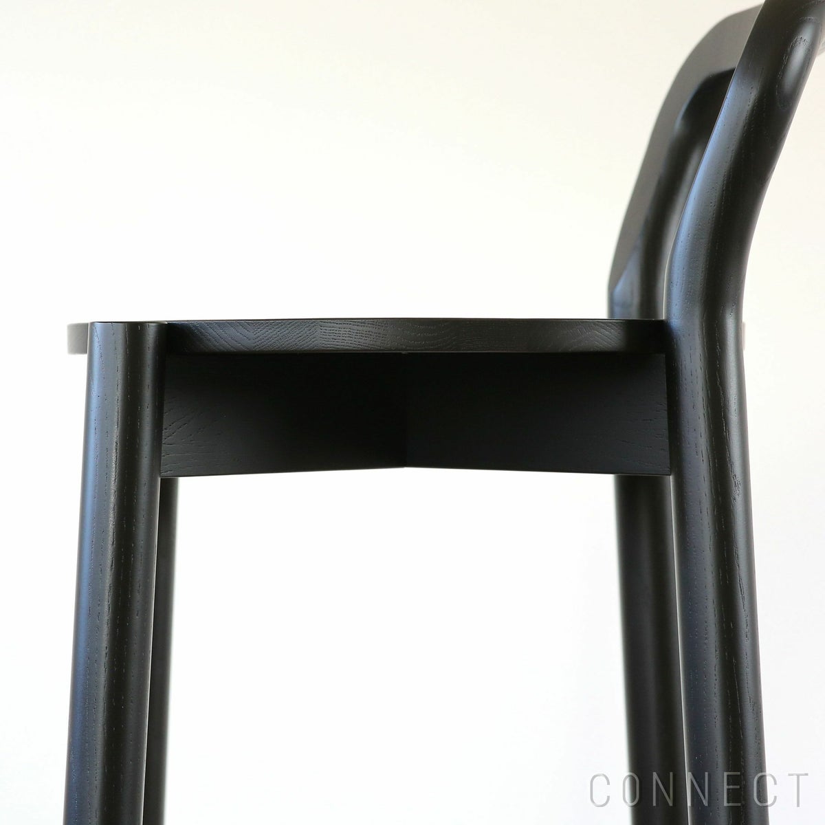 【アウトレット】Karimoku New Standard（カリモクニュースタンダード） / CASTOR BARSTOOL High with backrest（キャストールバースツール ハイ ウィズ バックレスト） / ブラック