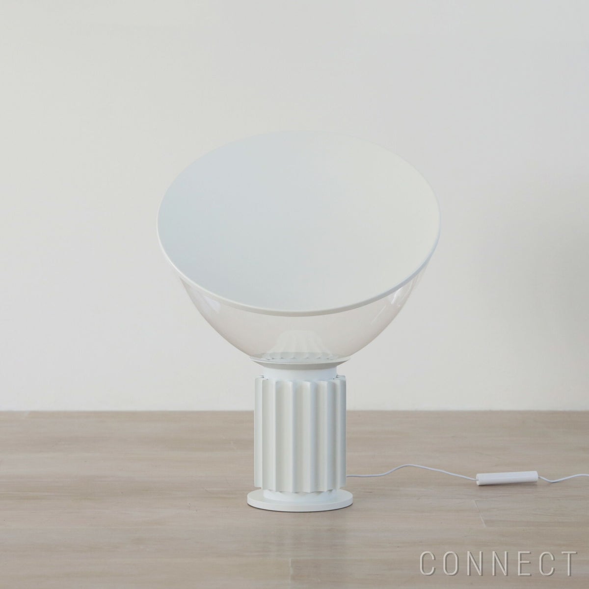 FLOS（フロス） / TACCIA SMALL（タッチア スモール） / マットホワイト / テーブルランプ