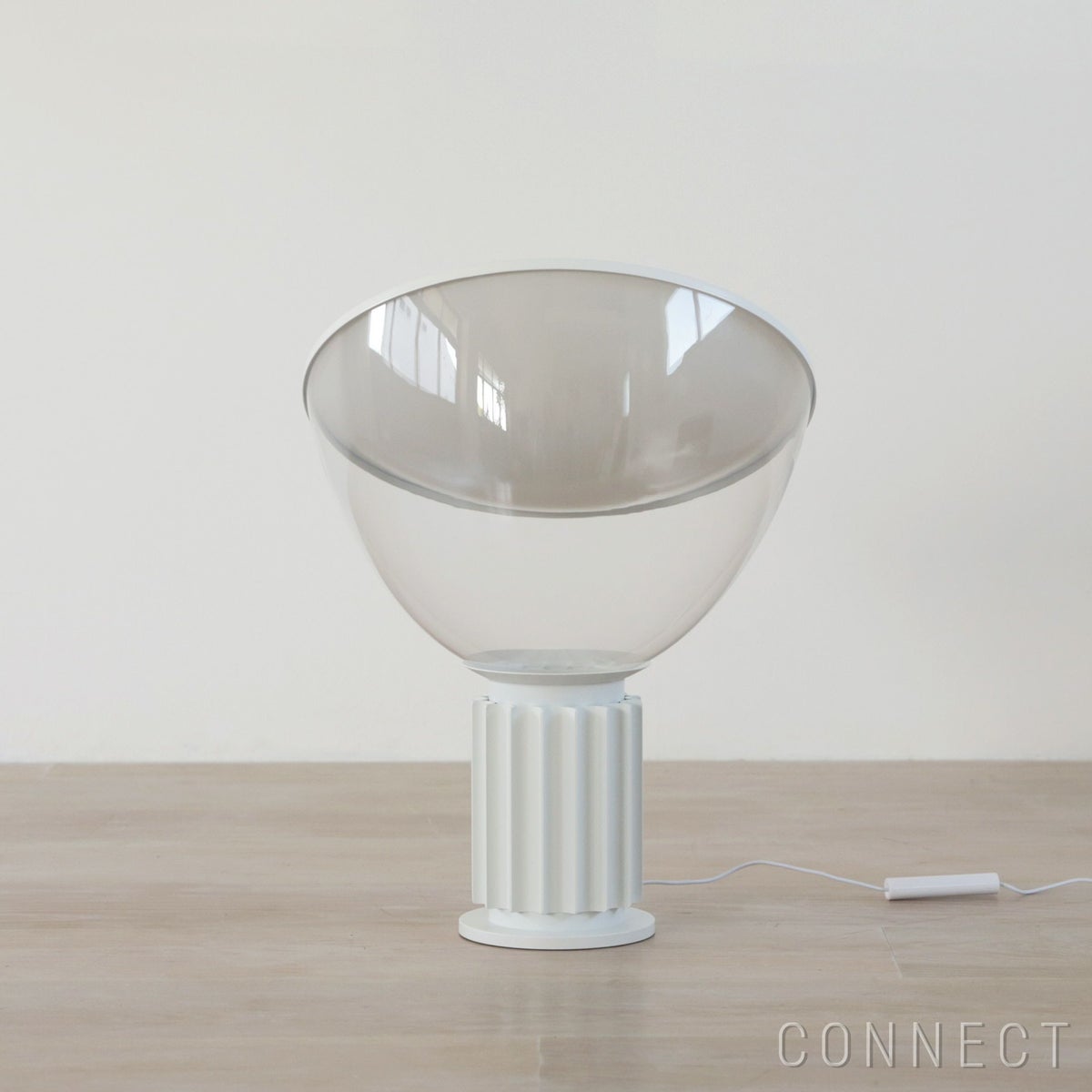 FLOS（フロス） / TACCIA SMALL（タッチア スモール） / マットホワイト / テーブルランプ