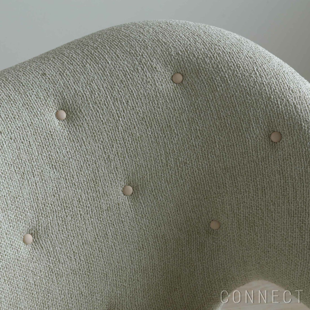 HOUSE OF FINN JUHL（ハウス・オブ・フィンユール） / PELICAN CHAIR W/ BUTTONS（ペリカンチェア） / ウォルナット材・オイル仕上げ / MOSS（モス）0018 / ボタン：VEGETAL