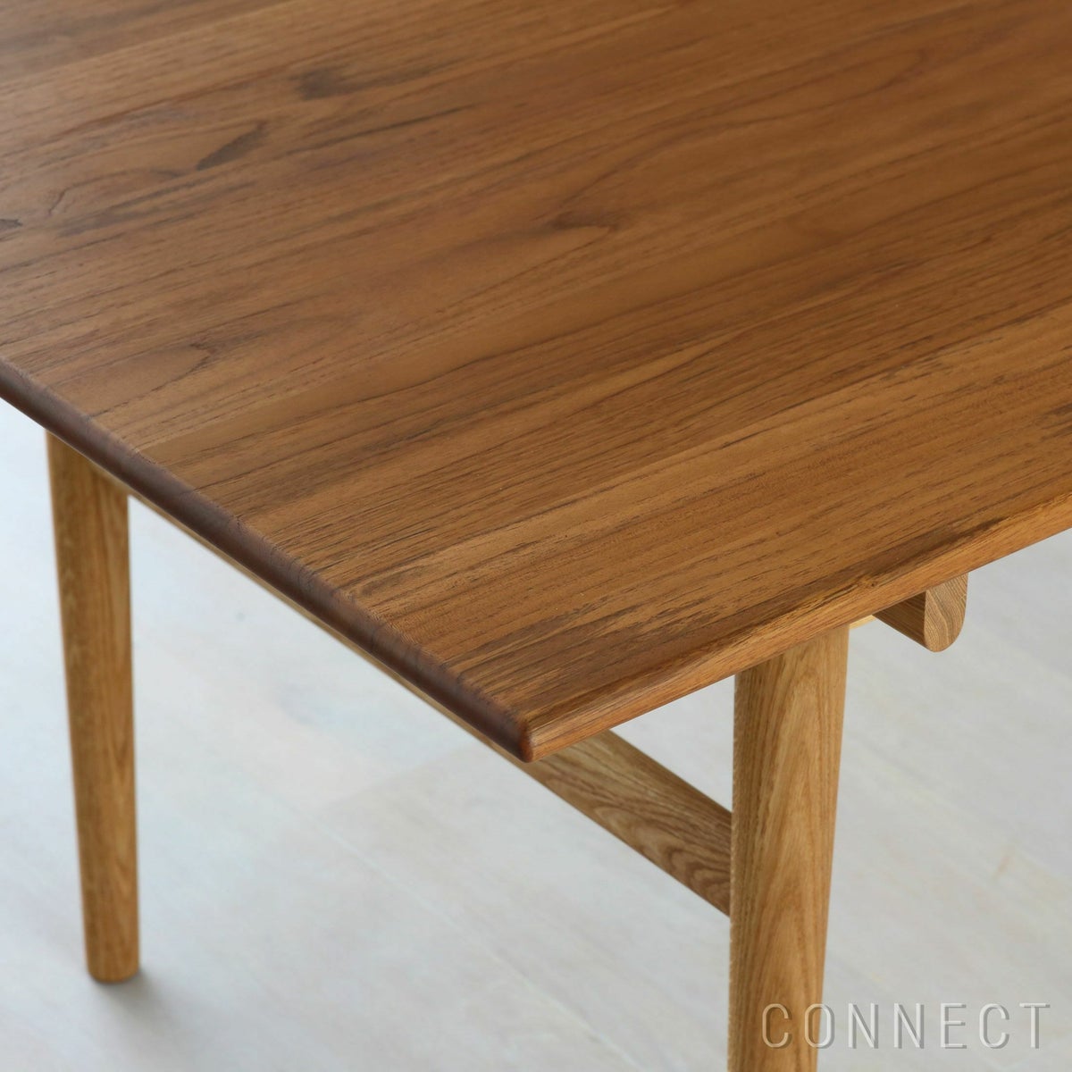 CARL HANSEN & SON （カール・ハンセン＆サン） / CH327 ダイニングテーブル / チーク材・オーク材・オイル仕上げ / 248×95cm