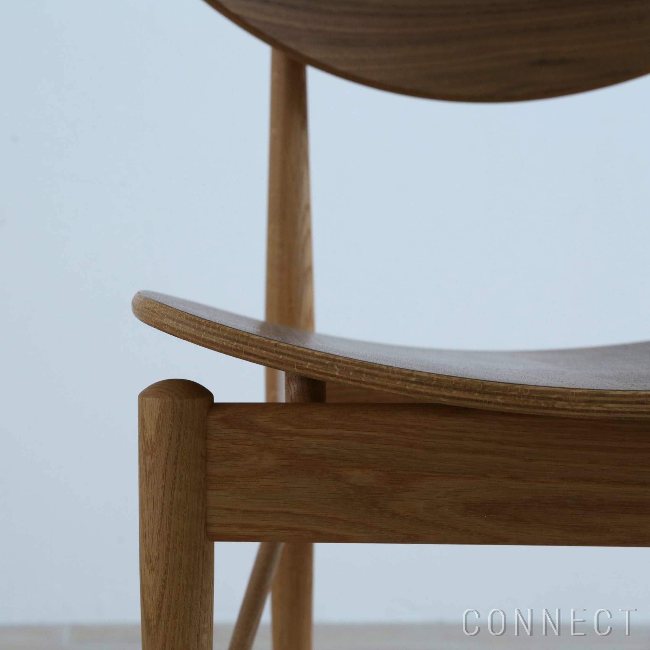 ・リヒャルトクルム工房・ドレスデン・高さ１２.５cm・右手の指に一部欠損あり。 READING CHAIR リーディングチェア HOUSE OF FINN JUHL（ハウス・オブ