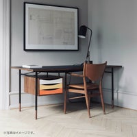 HOUSE OF FINN JUHL（ハウス・オブ・フィンユール） / NYHAVN DESK（ニューハウンデスク） / オーク・ダークオイル仕上げ・ブラック脚 / トレイユニット付き（WARM） / デスク / W170cm