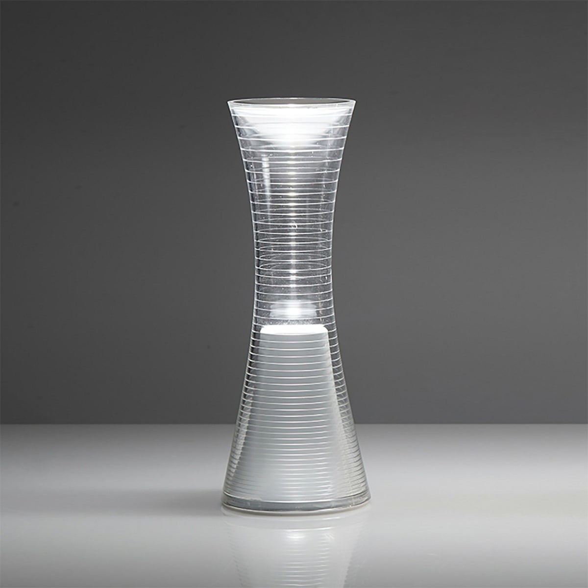 Artemide（アルテミデ） / Come Together（カムトゥギャザー） / ホワイト / テーブルランプ