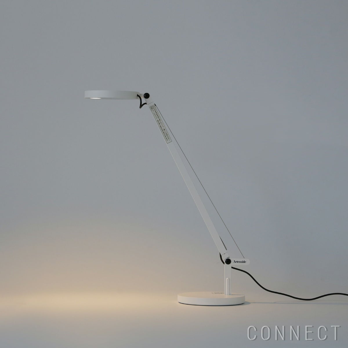 Artemide（アルテミデ） / Demetra Micro Table（デメトラ マイクロ テーブル） / 全3色 / テーブルランプ