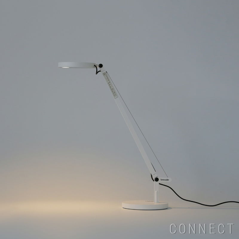 Artemide（アルテミデ） / Demetra Micro Table（デメトラ マイクロ テーブル） / 全2色 / テーブルランプ