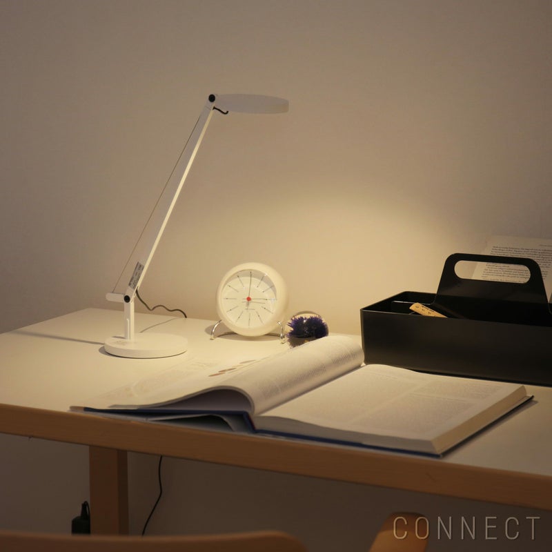 Artemide（アルテミデ） / Demetra Micro Table（デメトラ マイクロ テーブル） / 全2色 / テーブルランプ