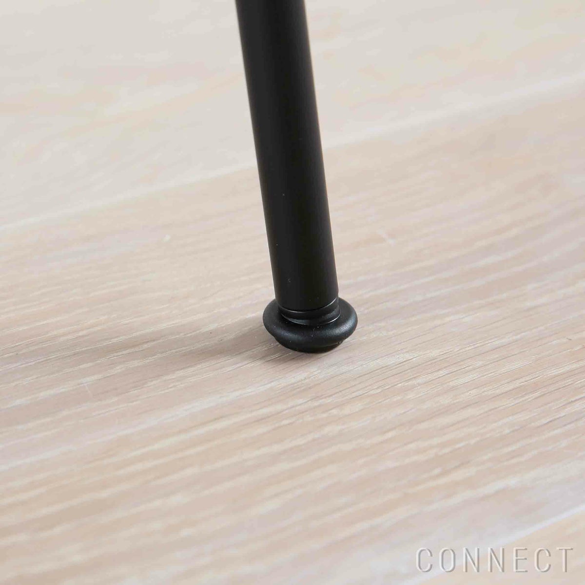 Audo Copenhagen（オドー・コペンハーゲン） / CO DINING CHAIR（コ ダイニング チェア）/ アームチェア / Dark Stained Oak / Sierra（シエラ）1001 / ブラックベース