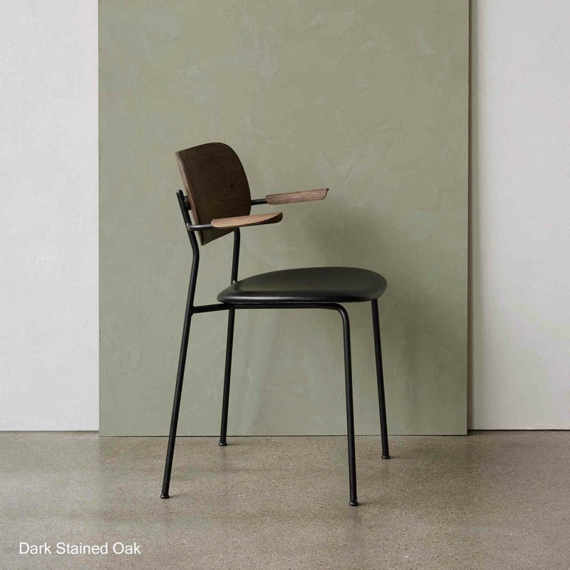 Audo Copenhagen（オドー・コペンハーゲン） / CO DINING CHAIR（コ ダイニング チェア）/ アームチェア / Dark Stained Oak / Sierra（シエラ）1001 / ブラックベース