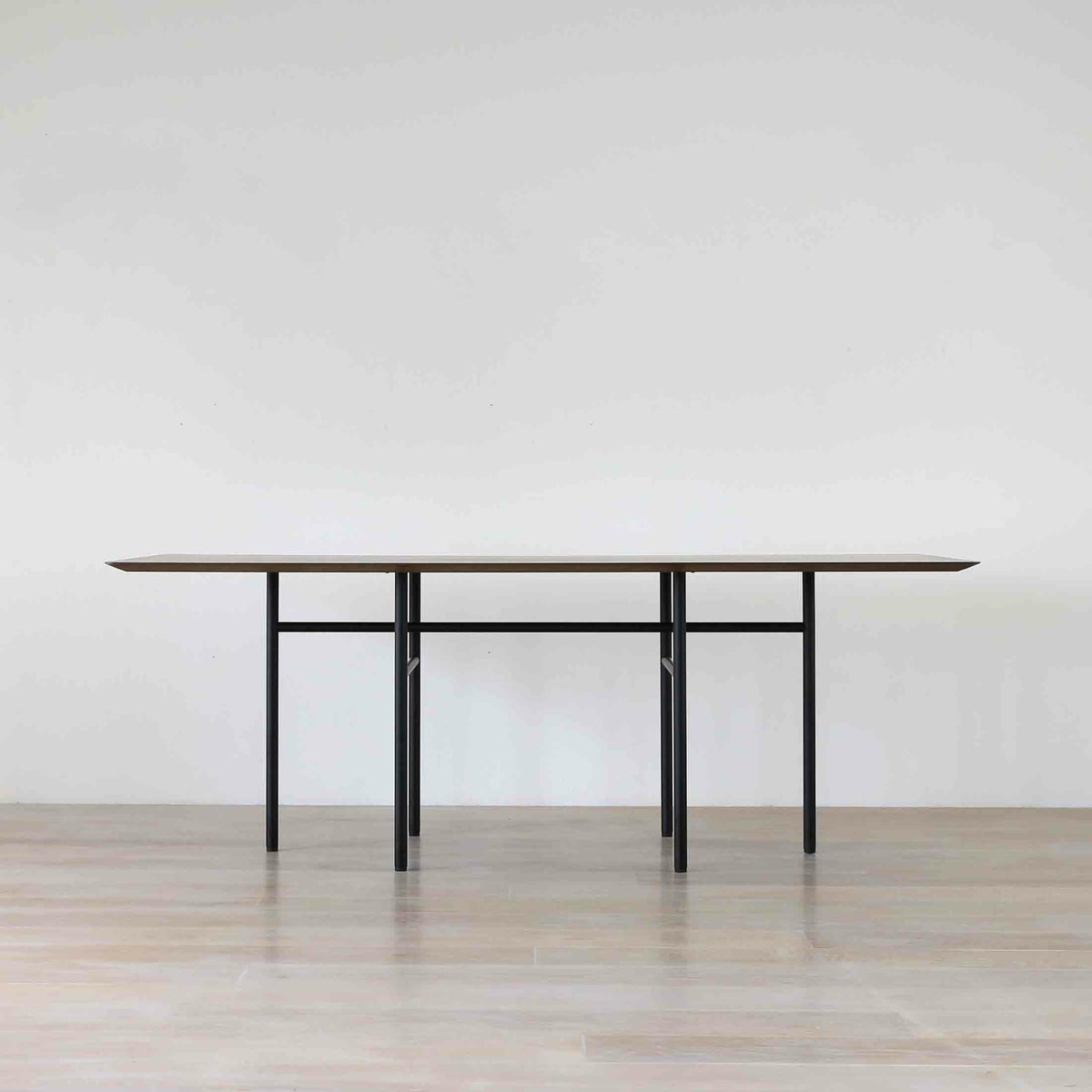 Audo Copenhagen（オドー・コペンハーゲン） / SNAREGADE DINING TABLE（スネアゲート ダイニングテーブル） / 長方形 / L200 / Dark Stained Oak