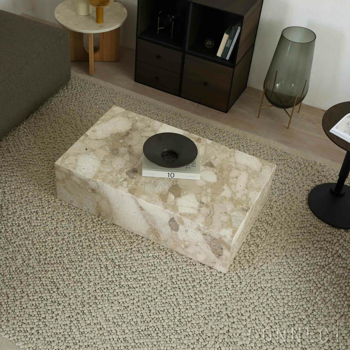 Audo Copenhagen（オドー・コペンハーゲン） / PLINTH LOW（プリンス ロー） / Sand Kunis Breccia / テーブル