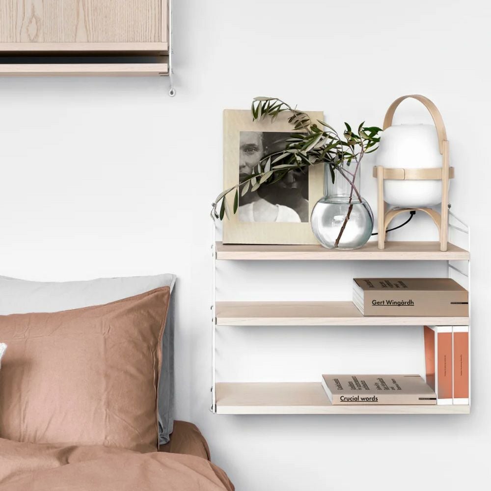 String Furniture（ストリング ファニチャー） / String Pocket（ストリング ポケット） / アッシュ×ホワイト / 石膏ボードアンカー付き / 壁面収納