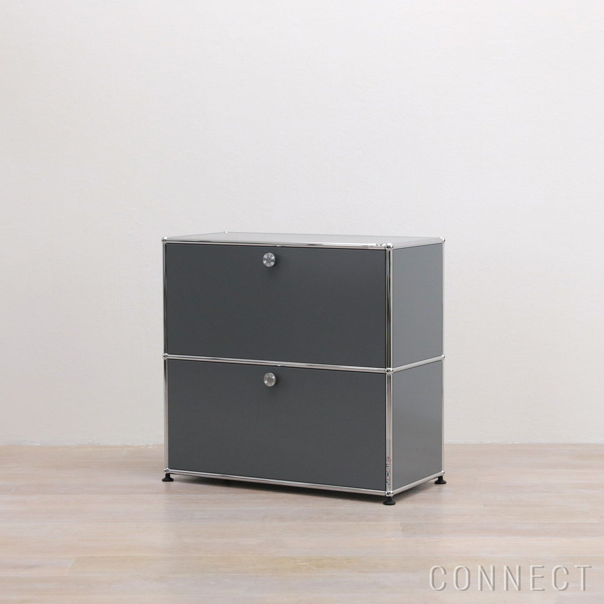 USM（ユーエスエム） / USM Haller Sideboard（USMハラー サイドボード） / W773×D373×H740mm / ドロップダウンドア×2 / USMミッドグレー