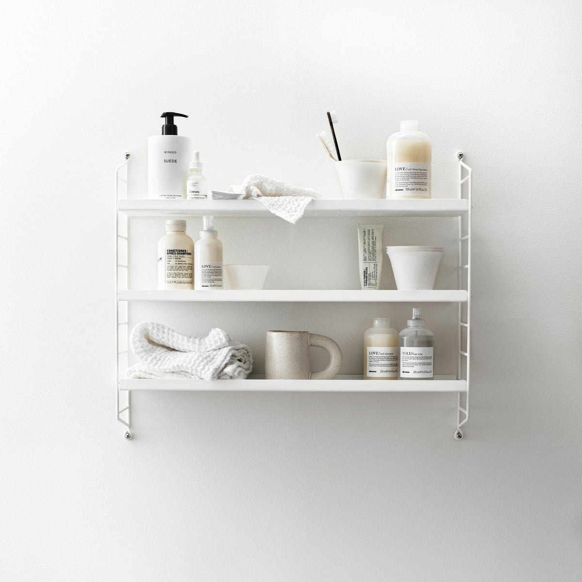 String Furniture（ストリング ファニチャー） / String Pocket（ストリング ポケット） / メタルホワイト×ホワイト / 石膏ボードアンカー付き / 壁面収納