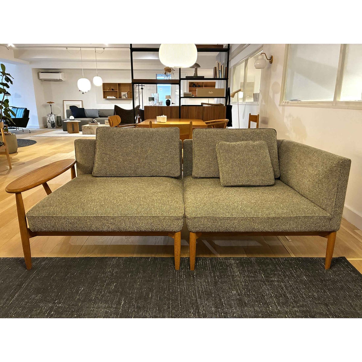 CARL HANSEN & SON （カール・ハンセン＆サン） / EMBRACE SOFA（エンブレイスソファ）セット / E310・E320 / オーク材・オイル仕上げ / MOSS（モス） 0015