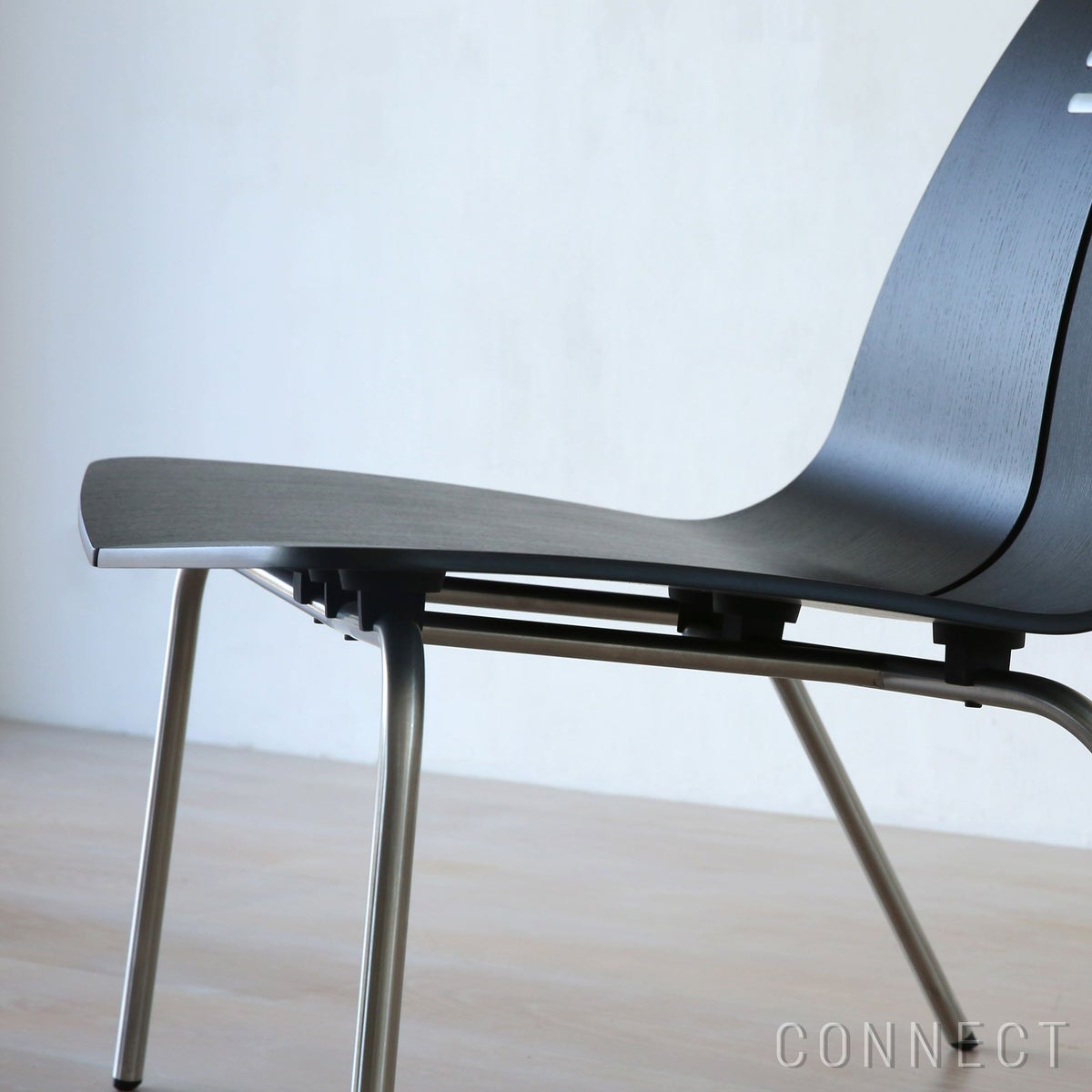 FRITZ HANSEN（フリッツ・ハンセン） / PK23（ピーケー23） / カラードアッシュ / ブラック / ラウンジチェア