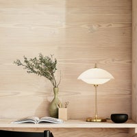 FRITZ HANSEN（フリッツ・ハンセン） / CLAM（クラム） / オパールガラス / 真鍮（無加工）