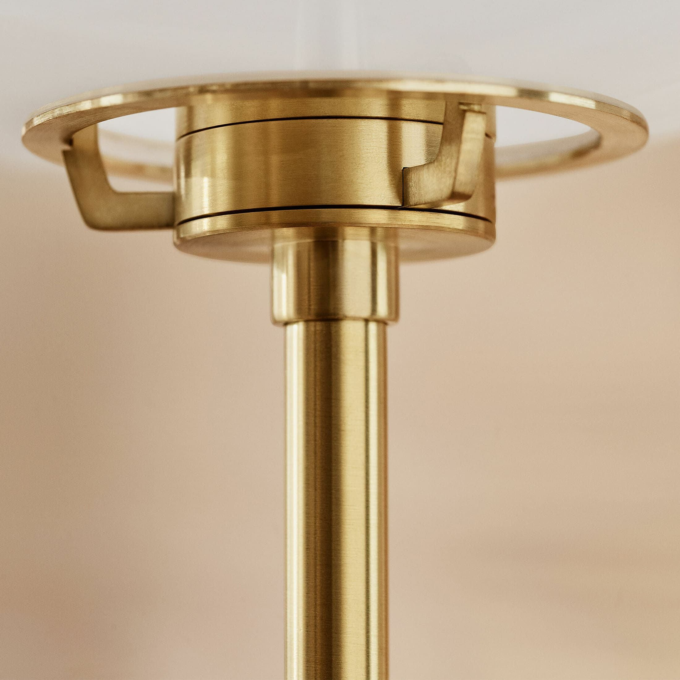 CLAM クラム FRITZ HANSEN（フリッツ・ハンセン）｜北欧家具の正規販売