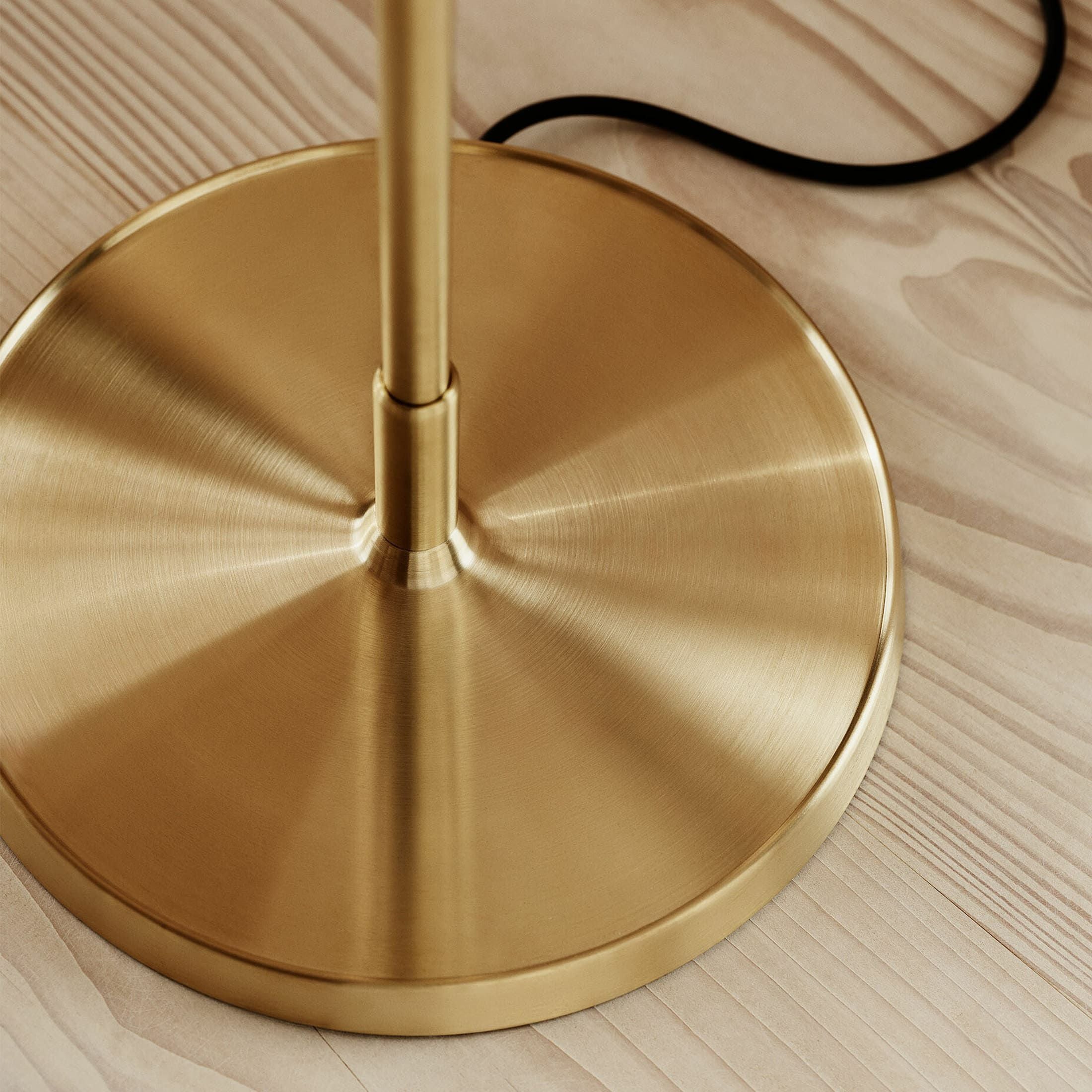 CLAM クラム FRITZ HANSEN（フリッツ・ハンセン）｜北欧家具の正規販売