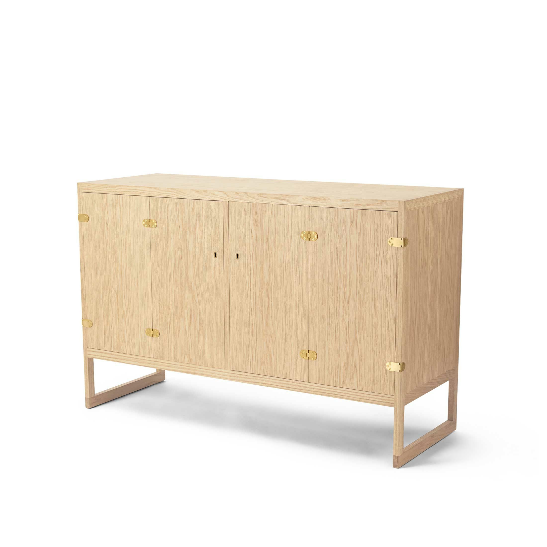 CARL HANSEN & SON（カール・ハンセン＆サン） / BM0057 SIDEBOARD