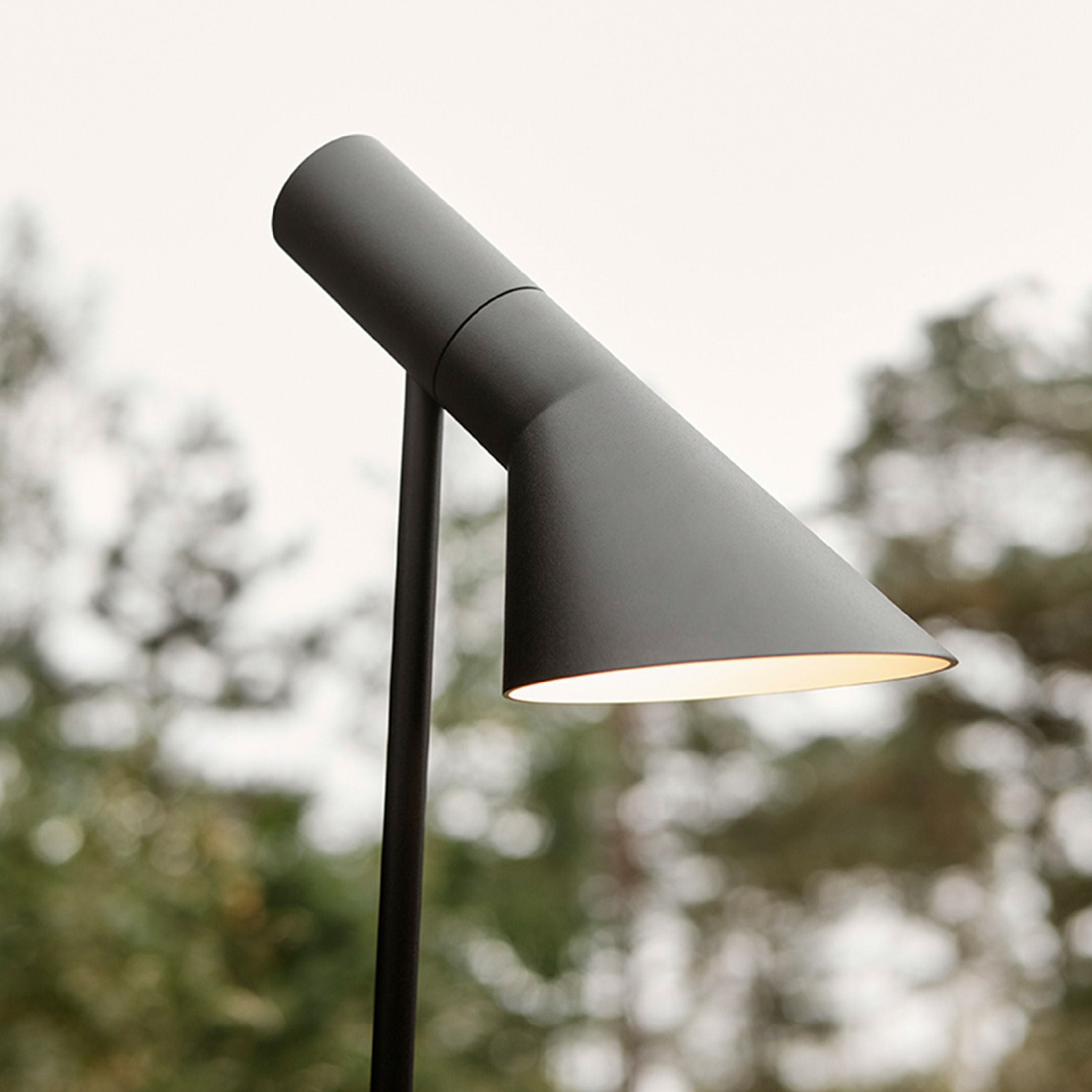 Louis Poulsen（ルイスポールセン） / AJ Garden Bollard（ガーデン