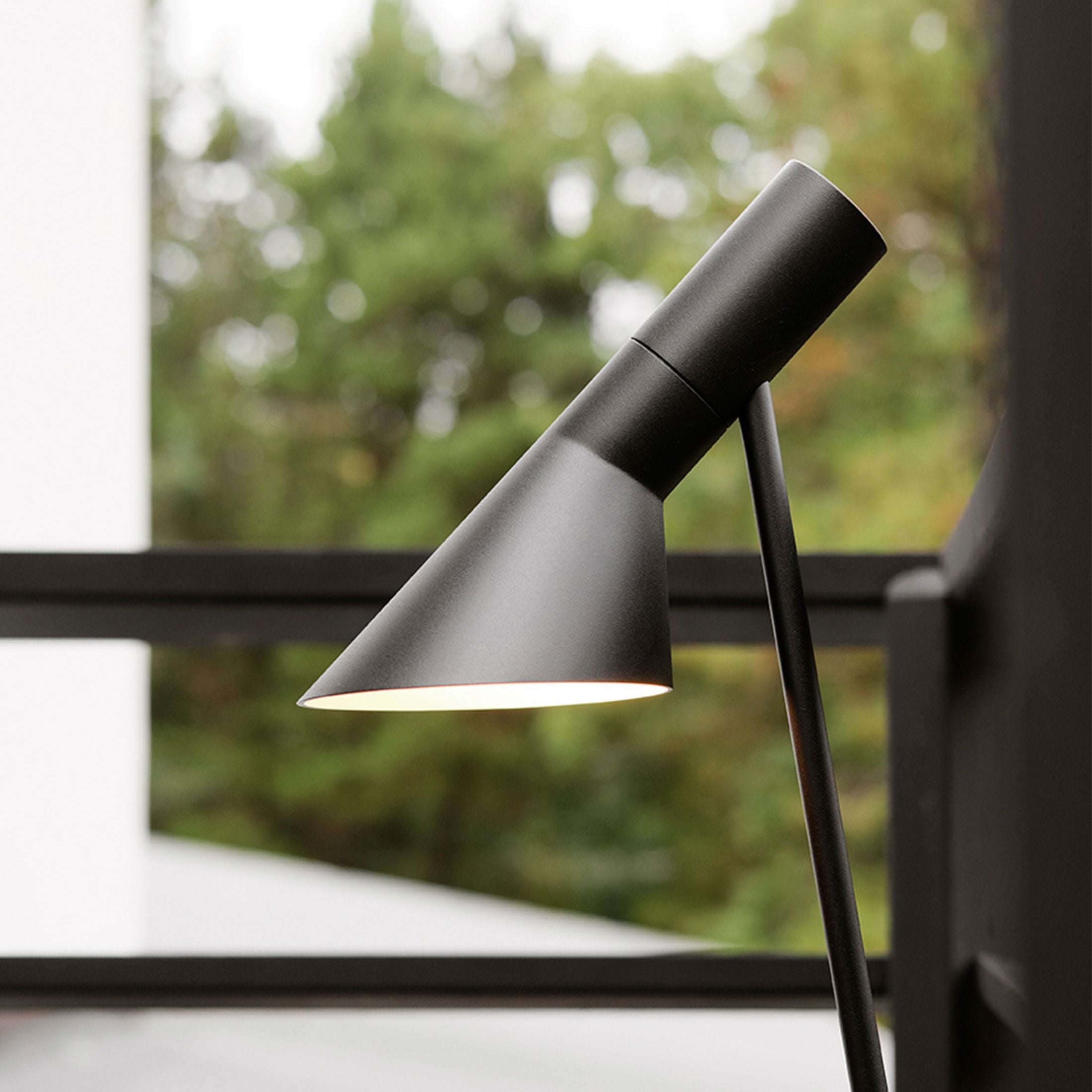 Louis Poulsen（ルイスポールセン） / AJ Garden Bollard（ガーデン